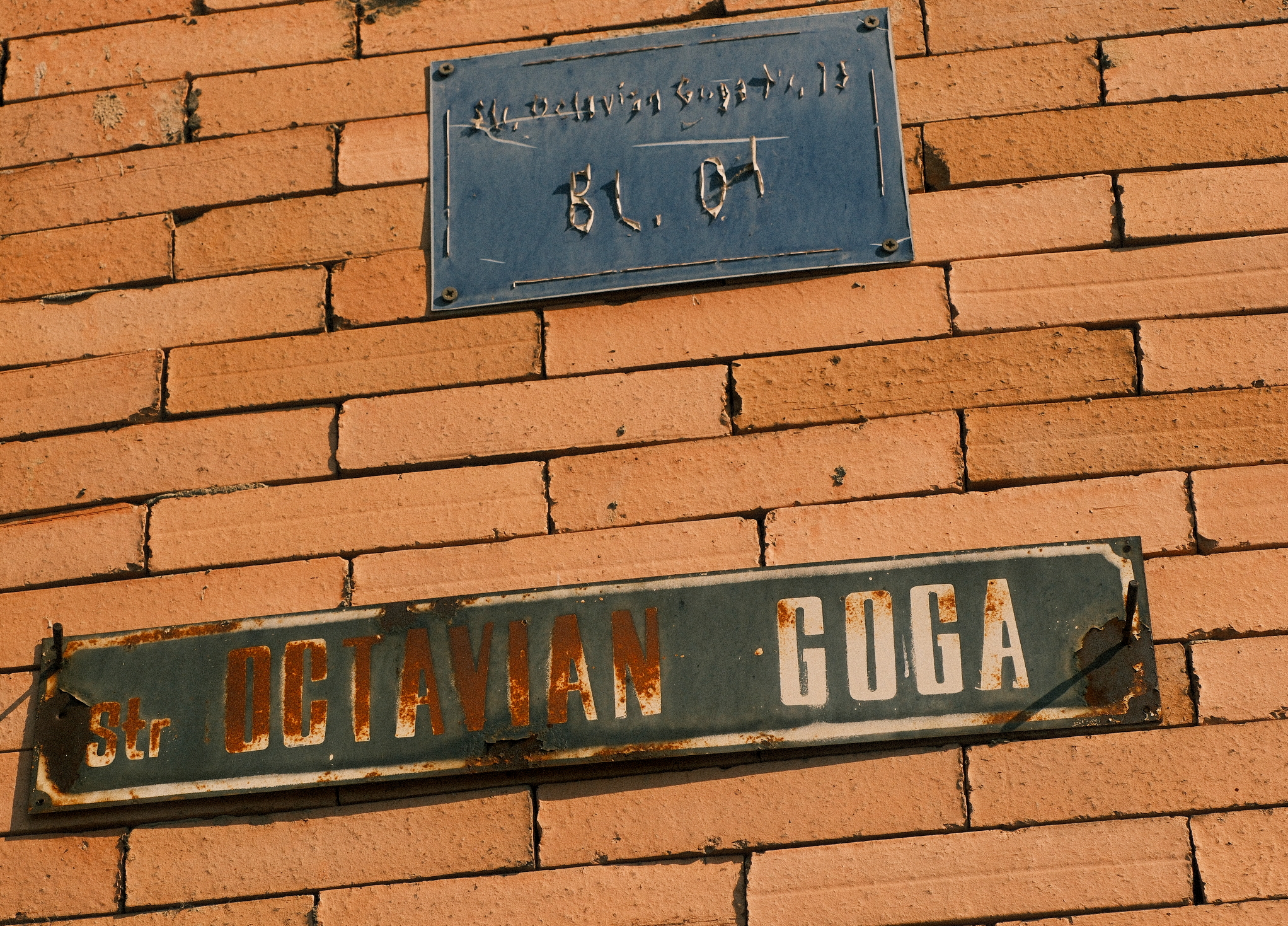 Civil kezdeményezés: tűnjön el a közterekről Octavian Goga neve
