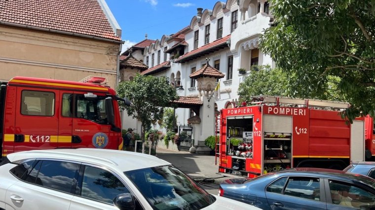 Tűz ütött ki a váradi görögkatolikus püspökség épületének alagsorában