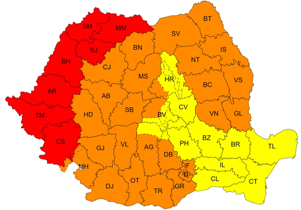 Frissítették a hőségriasztásokat: embert próbáló napok jönnek, tovább tombol a kánikula