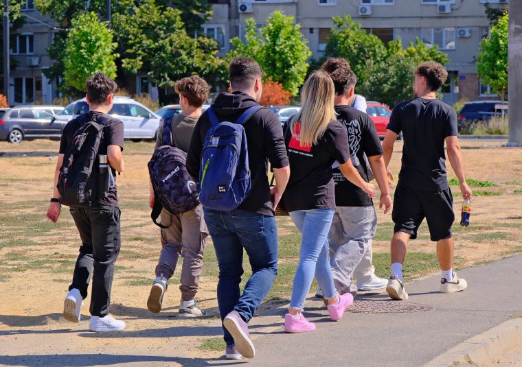 Tizennyolc év felett is járhat a „gyermekpénz” a középiskolásoknak