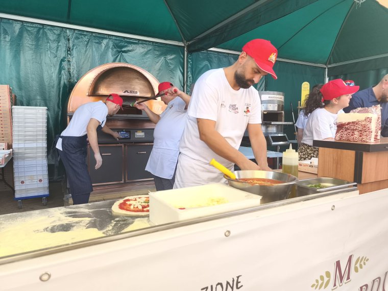 A pizza szerelmeseit várják a hétvégén Nagyvárad központjában