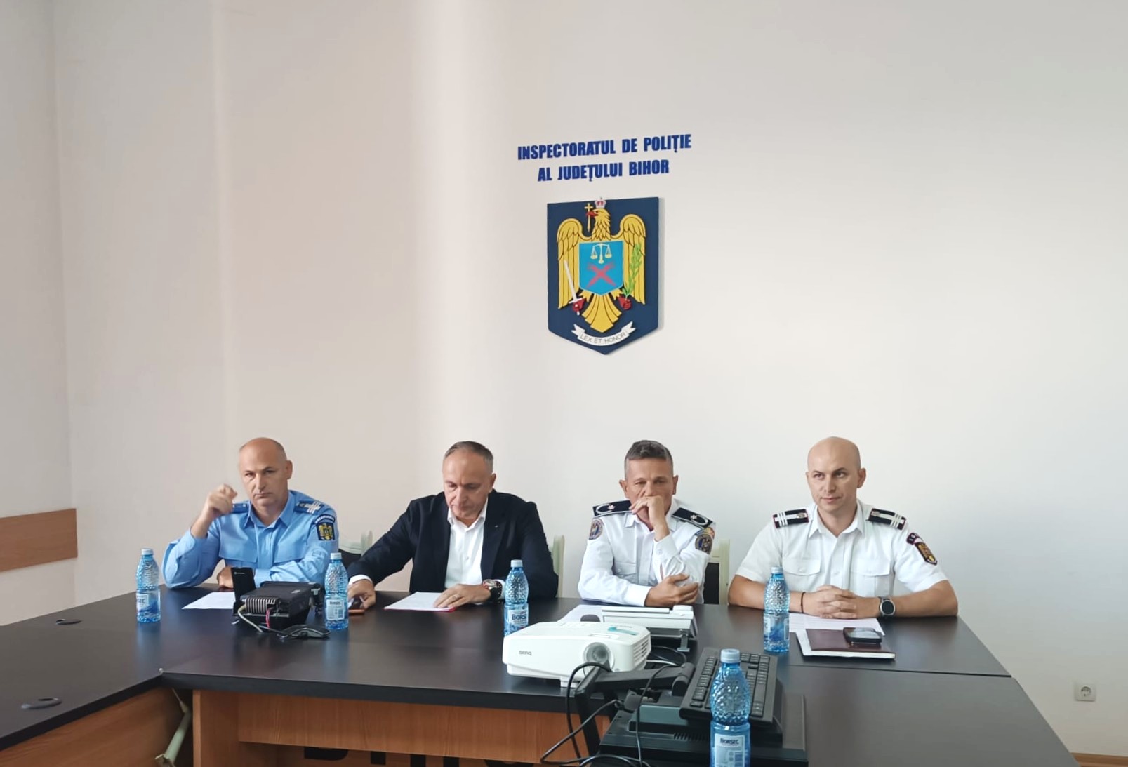 Iskolakezdés Bihar megyében: végre megszűntek a kinti vécék, a vízhiányra is megoldást keresnek