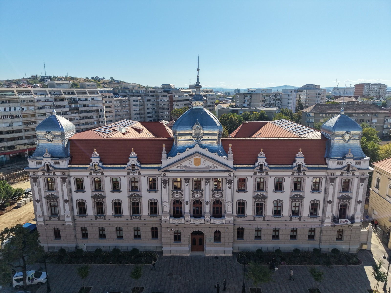 A helyi önkormányzatok digitalizációját készíti elő a Bihar Megyei Tanács
