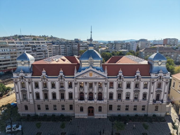 A helyi önkormányzatok digitalizációját készíti elő a Bihar Megyei Tanács