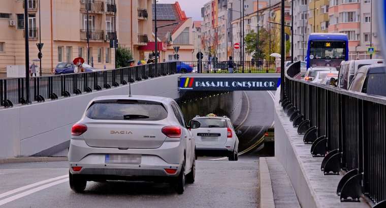 Megnyitották a forgalom előtt az Oneștilor utcai aluljárót Nagyvárad-Őssiben