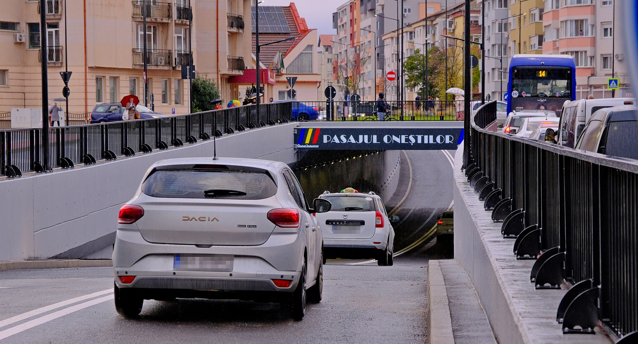 Megnyitották a forgalom előtt az Oneștilor utcai aluljárót Nagyvárad-Őssiben