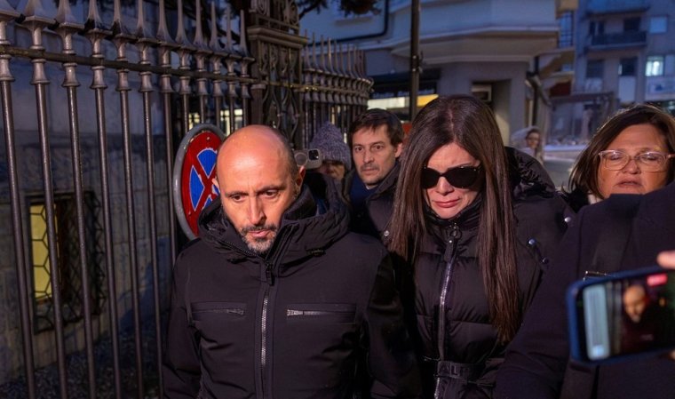 Crans-montanai tűzvész: letartóztatták a szilveszterkor kigyulladt svájci bár tulajdonosát