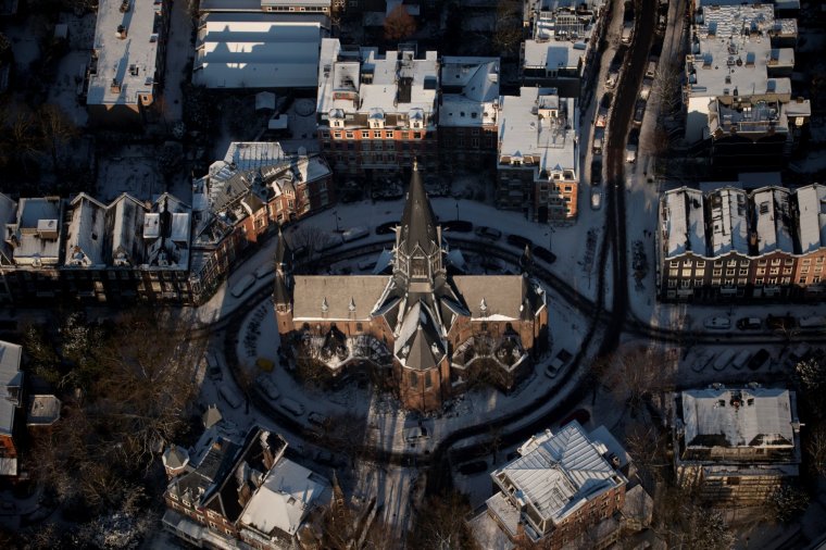 Tűz pusztított el egy neves amszterdami templomépületet újév hajnalán