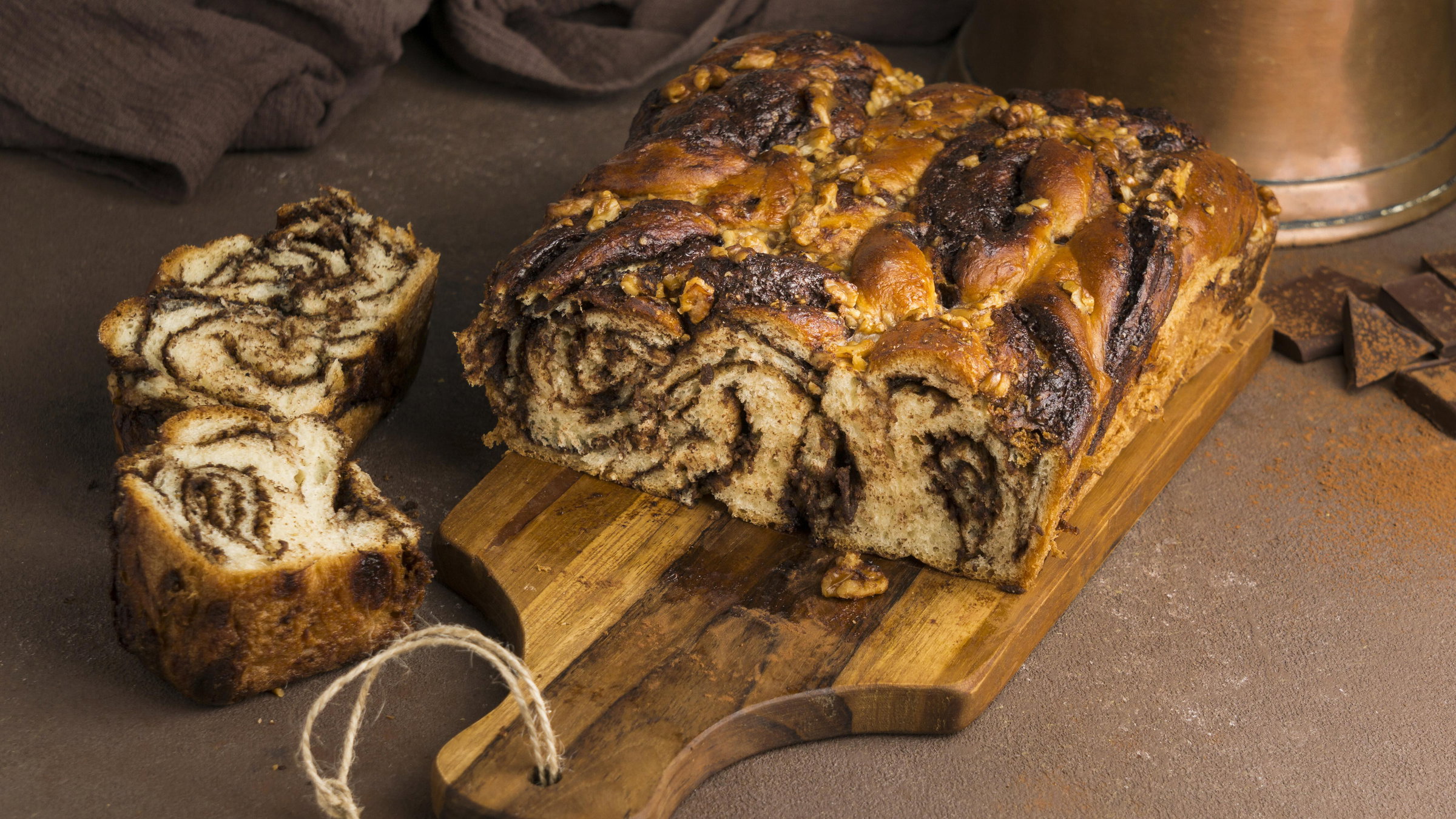 A nemzetközi sajtó is beszámolt a húsvéti kalács miatt száguldó konstancai nőről