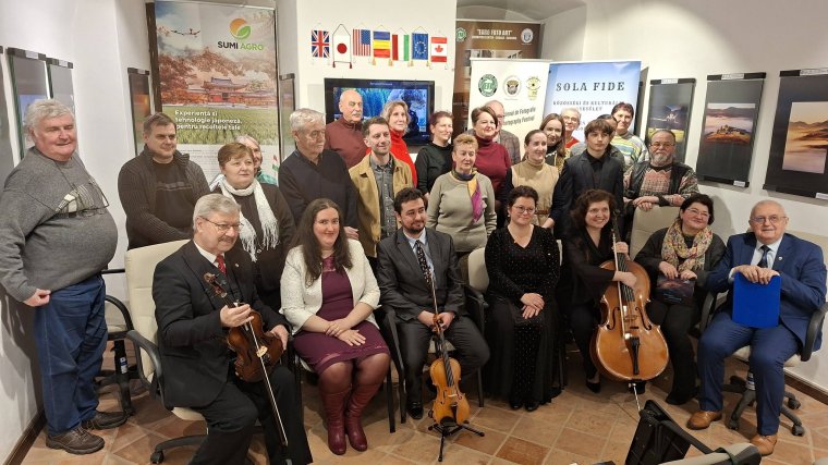 Festői romániai tájakról nyílt tárlat az EFA Kiállítási Központban