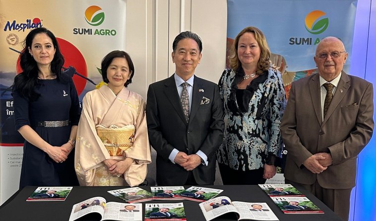 Nagyváradi fotóalbumot mutatott be Japán bukaresti nagykövetsége