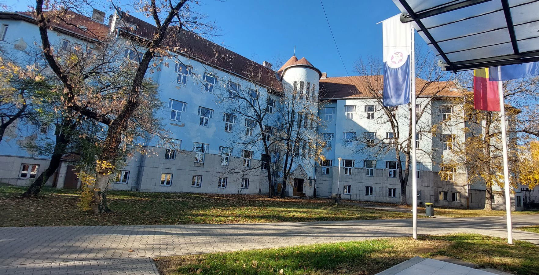 Renoválják a nagyváradi egyetem egyik műemléképületét