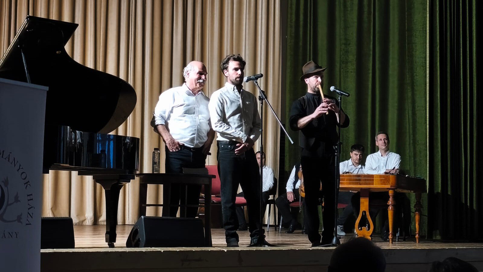 Apáról fiúra: Berecz András és fiai léptek fel Váradon | VIDEÓ