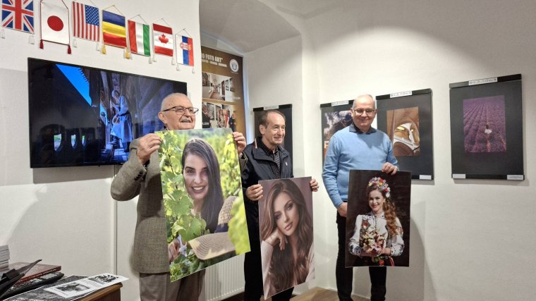 Éves kiállításmegnyitókat tartottak a nagyváradi EFA Kiállítási Központban