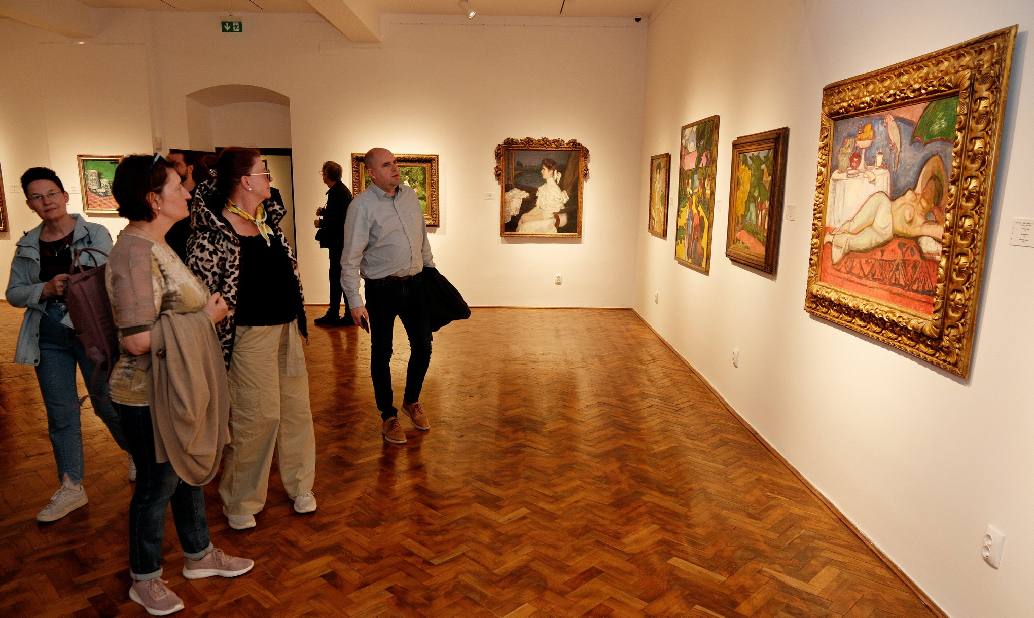 Nagybányai remekművekből nyílt kiállítás a római katolikus püspöki palotában | FOTÓK és VIDEÓ