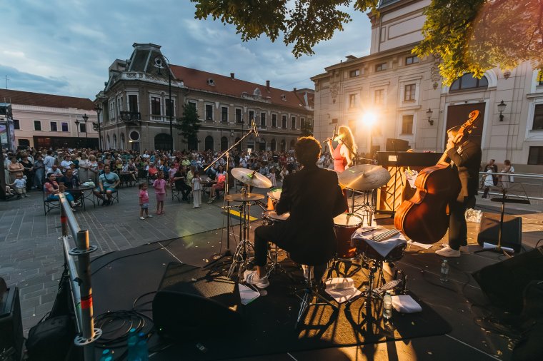 A női alkotók kerülnek a váradi szecesszió napjának középpontjába