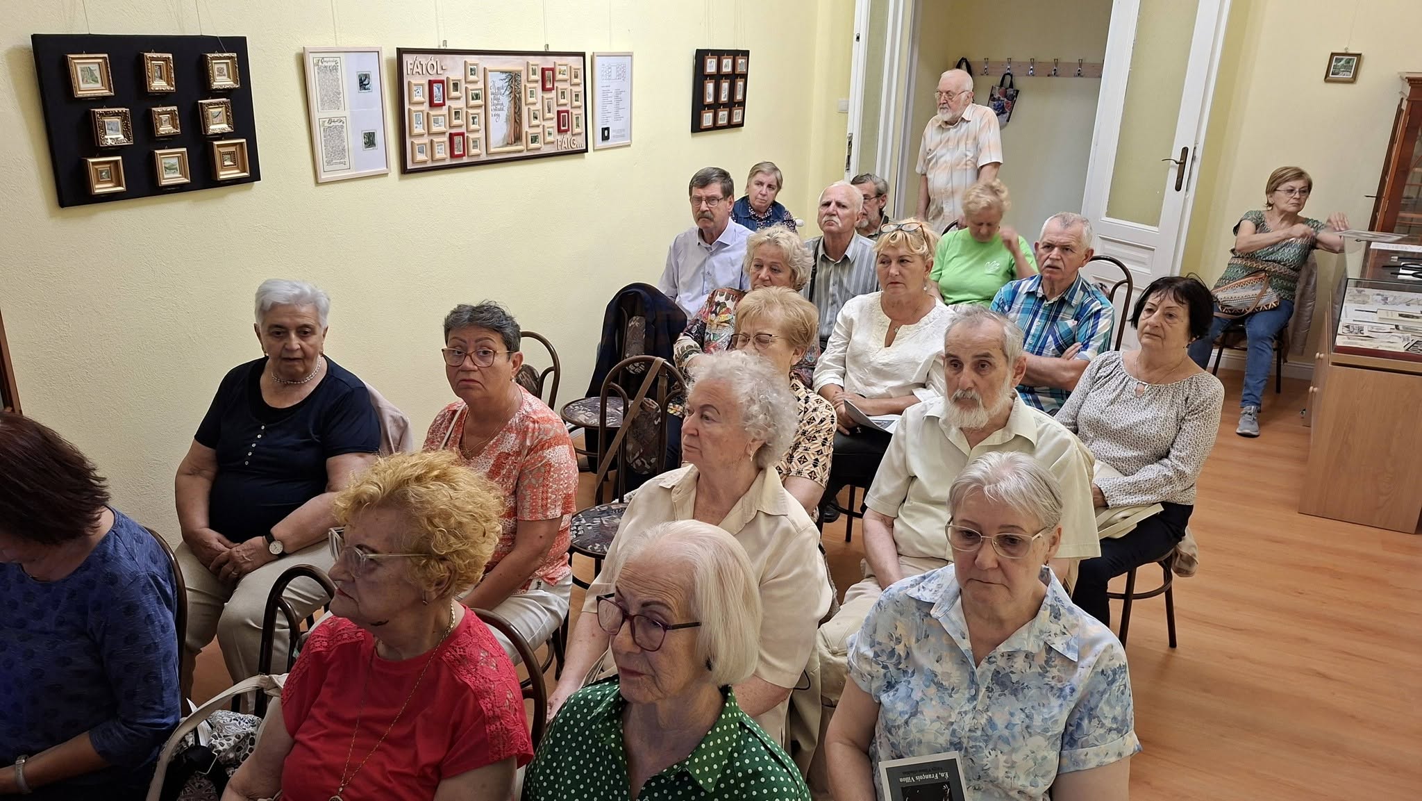 Varga Vilmos színművészre emlékeztek a Kiss Stúdió Színházban