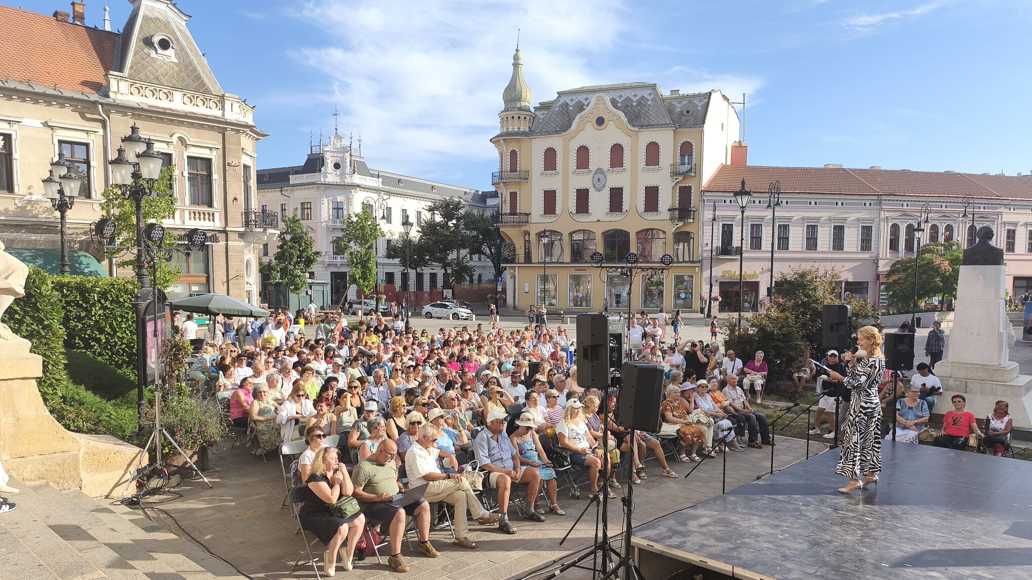 Az igaz történeten alapulótól az operettig: zenés évadhirdetőn mutatta be készülő előadásait a Szigligeti Színház