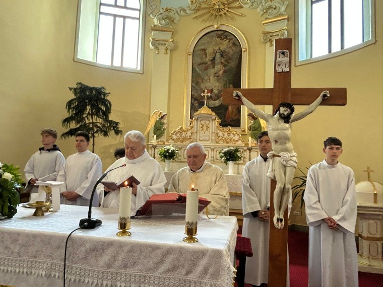 Ünnepi orgonakoncert és újraszentelés a bihari római katolikus templomban