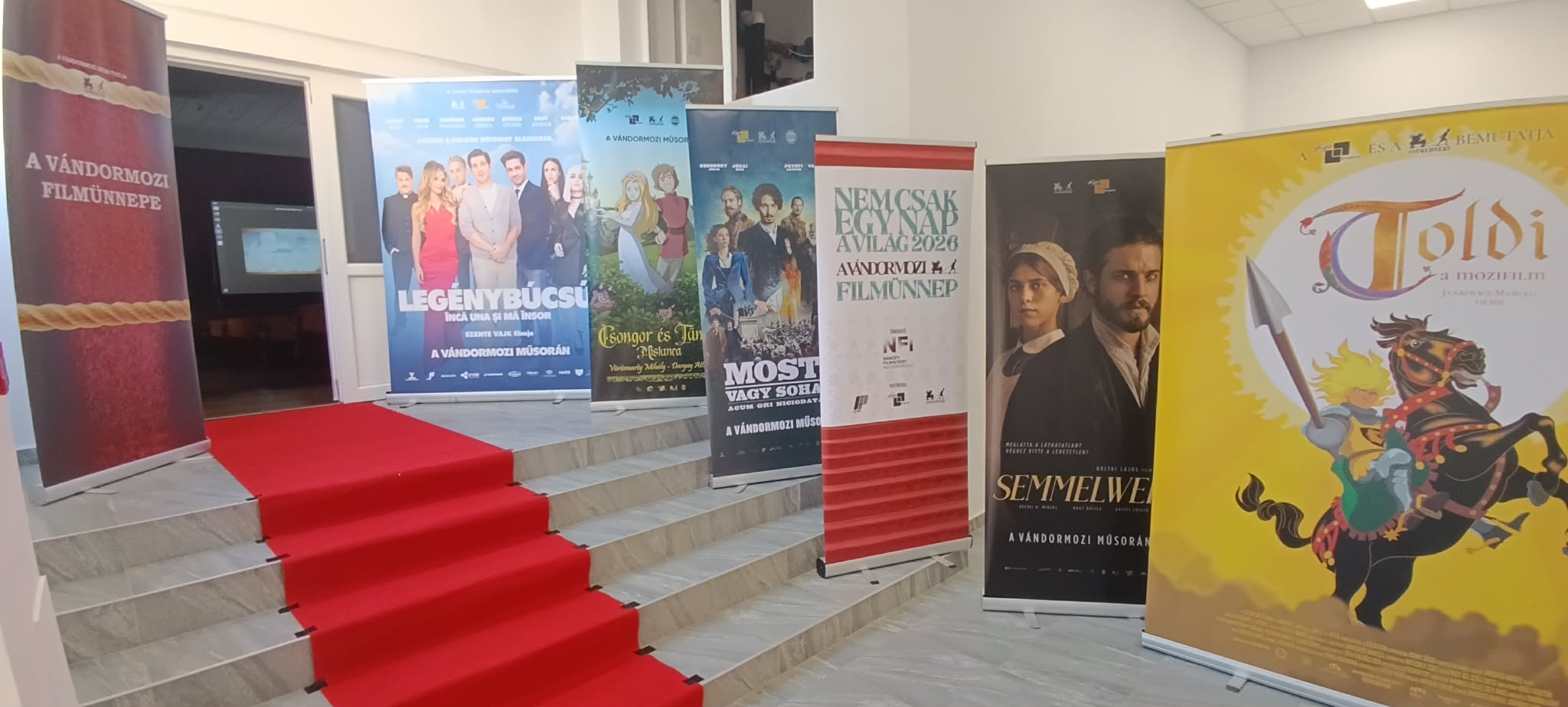 Nem csak egy nap a világ – A Vándormozi Magyar FilmÜnnepe