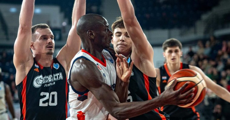 Sűrű idegenbeli program előtt a váradi kosarasok