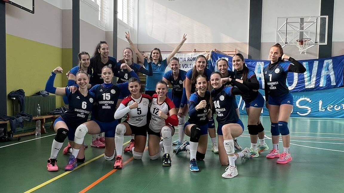 Továbbra is az élen az ESK női röplabdázói