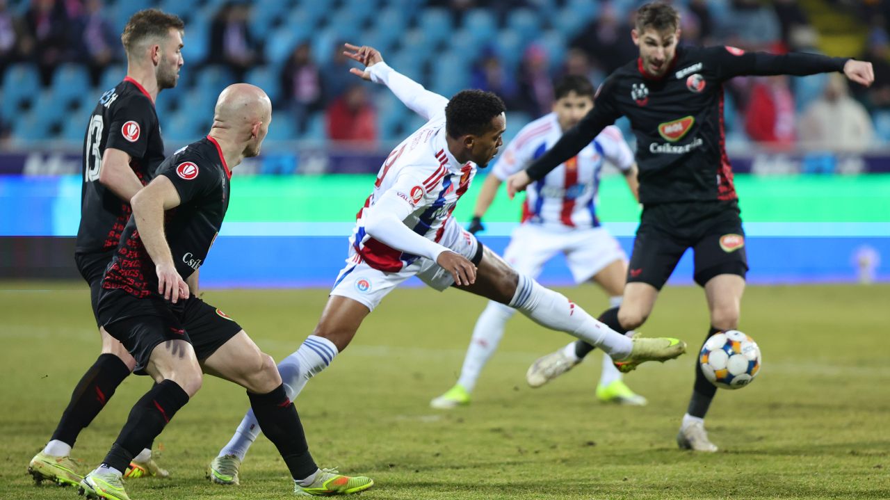 Pont nélkül távozott Galacról a Csíkszereda