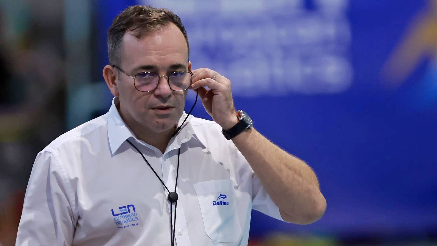 Újra játékvezetőnek áll Adrian Alexandrescu