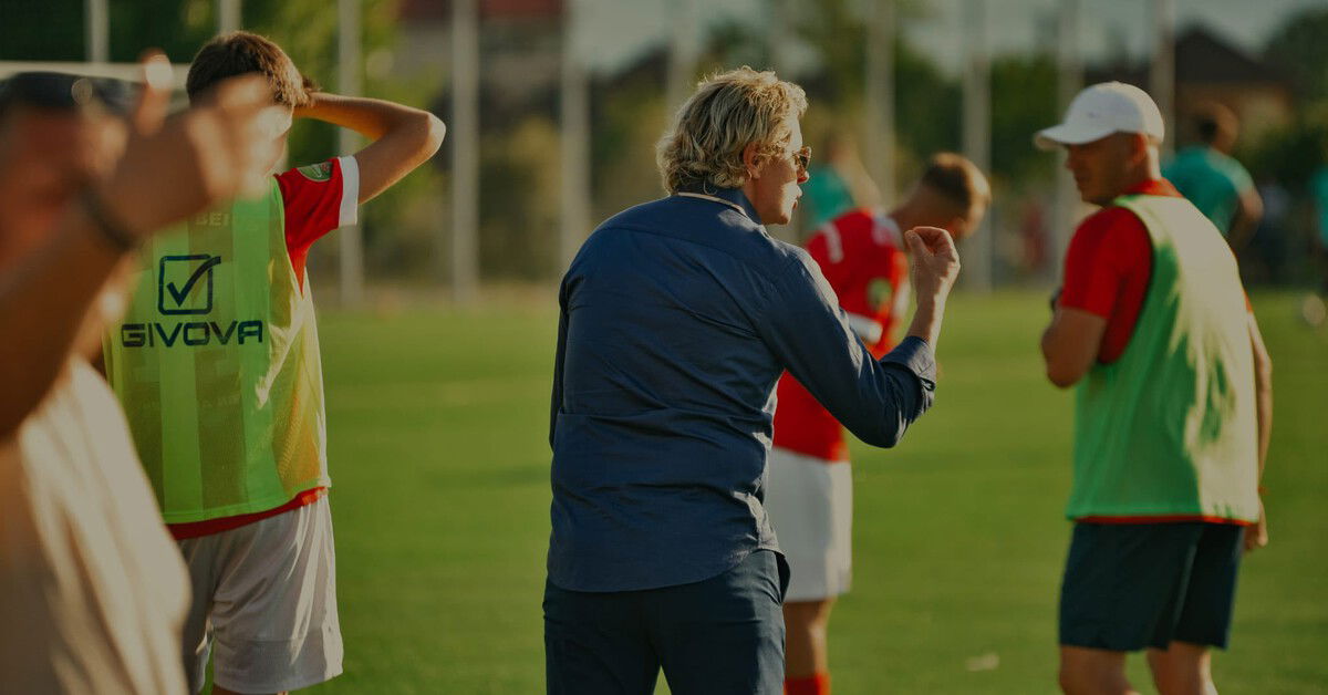 Adrian Anca szerint a játékvezetők lemészárolták csapatát Tasnádon