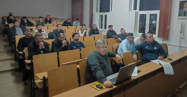 Találkozón ismertették a szabályváltozásokat a IV. Liga résztvevőivel