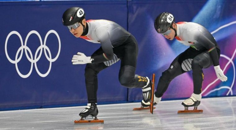 Téli olimpia: megkezdték szereplésüket a magyar gyorskorcsolyázók