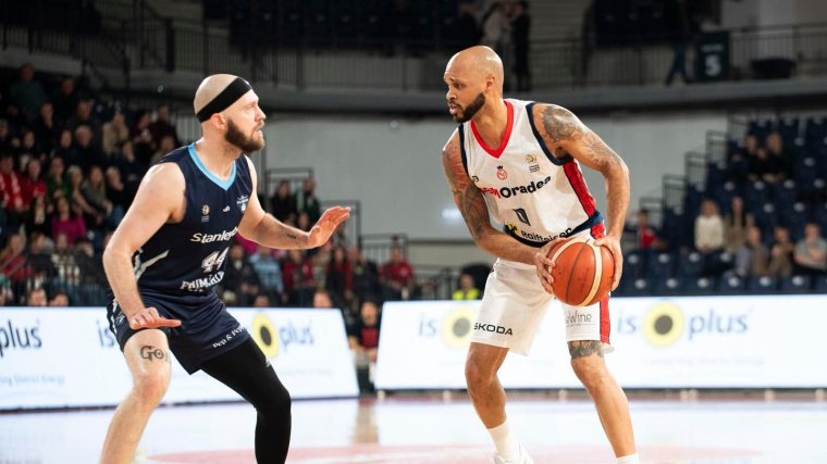 Tisztességes helytállás a Vörös Oroszlánok célja