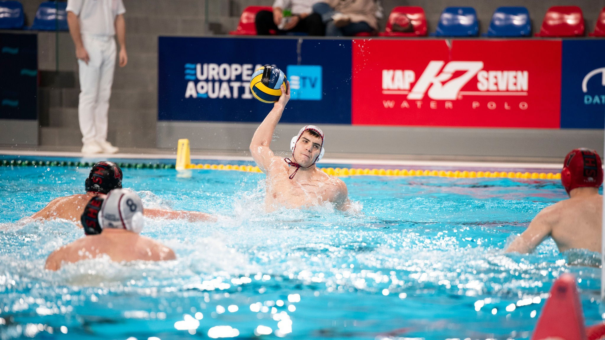 Az alapszakasz-győzelem a tét a Steaua ellen