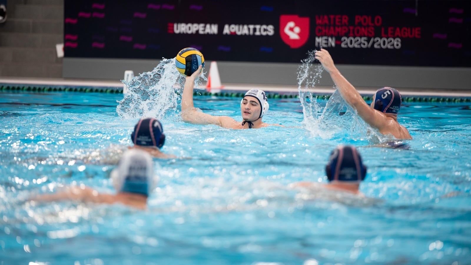 Az ötödik helyért játszanak az ESK pólósai