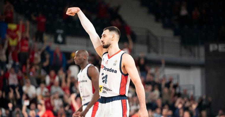 A Vörös Oroszlánoké lett az első felvonás