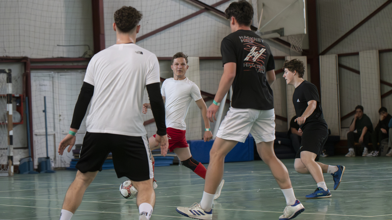 Ezúttal is a jókedvé volt a főszerep a PKE sportnapján