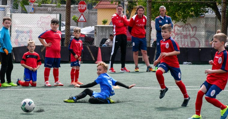 Több mint 1100 gyerek focizott a Bodola-stadionban