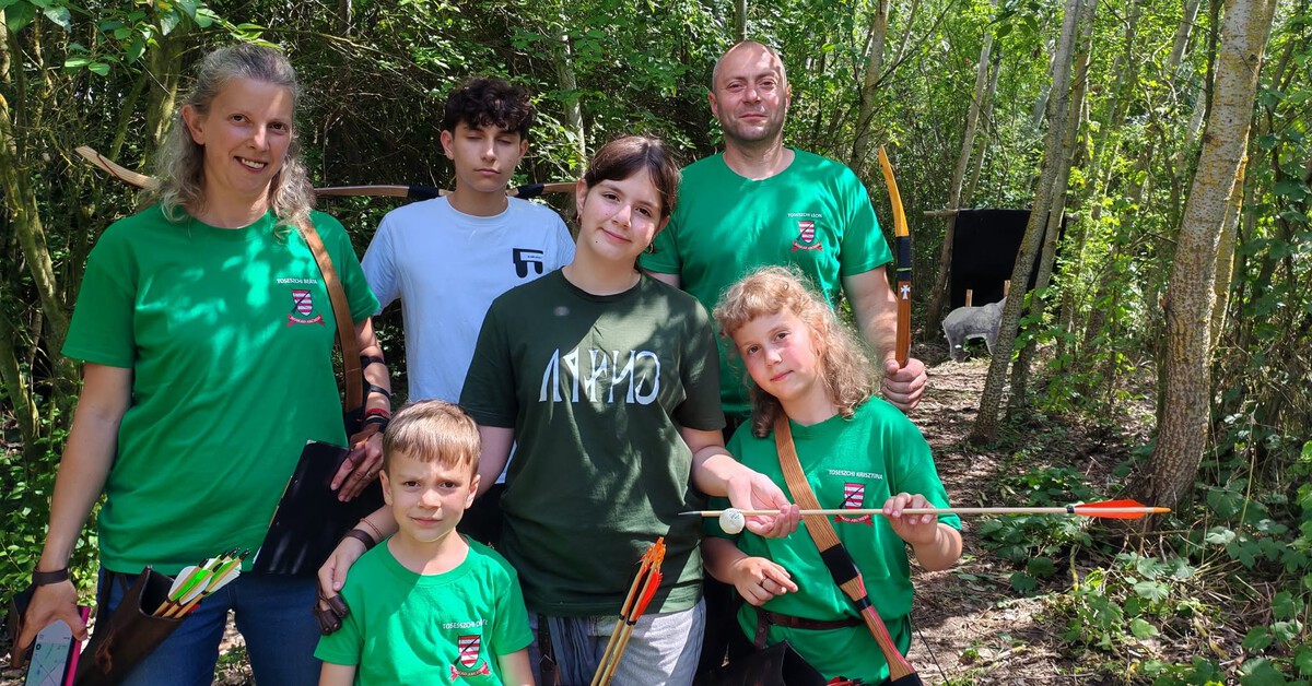 Biztos kézzel versenyeztek Bucsán a Nomad Archers tagjai