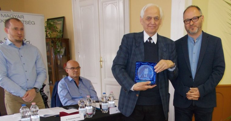 Barcza Gedeon-díjat kapott dr. Fleisz János