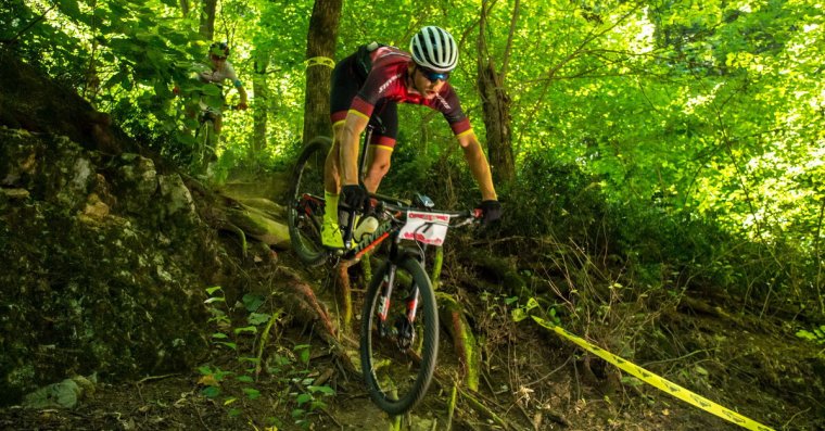 Olimpiai kvalifikációs pontokért is tekernek Betfián