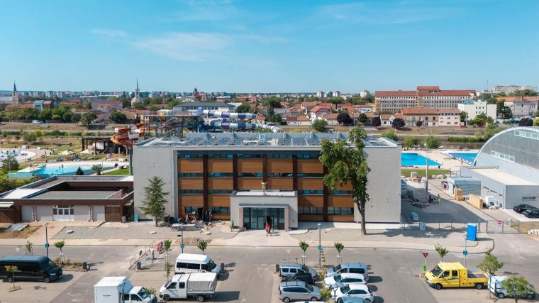 Új nevet kaphat a Crișul fedett uszoda