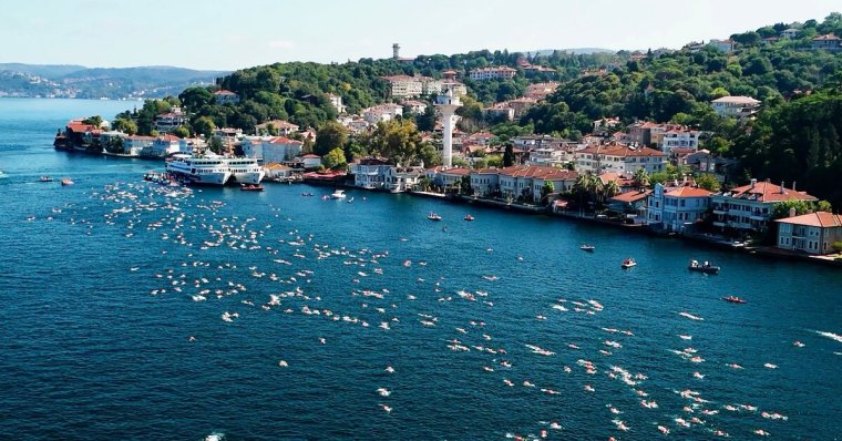 Ázsiában ugrott vízbe, Európában ért célba a váradi tehetség