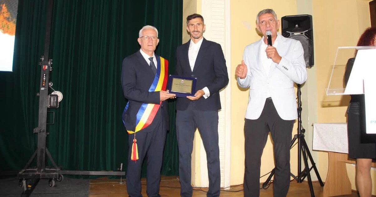 Díszpolgárrá avatták a Bihar FC csapatkapitányát