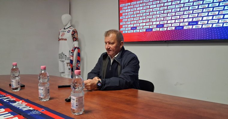 Sajátjait korholta, a váradiakat dicsérte a válogatottsági rekorder