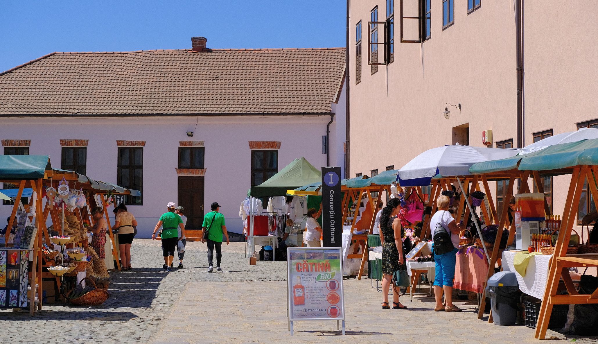 Megnyílt a Szent László-napi sokadalom és vásár