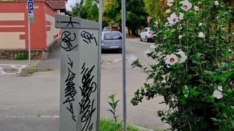 Újabb firkálmány
