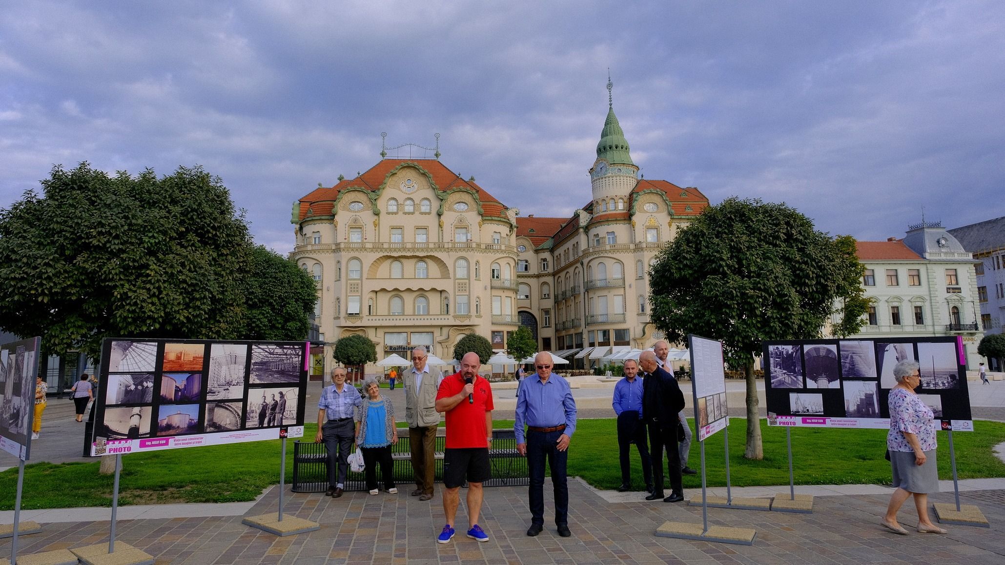 Archív fotókon Várad épületei
