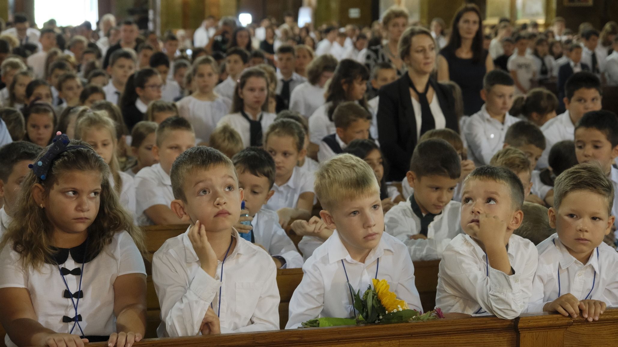 Veni Sancte-szentmisével kezdte a tanévet a váradi Szent László Líceum közössége