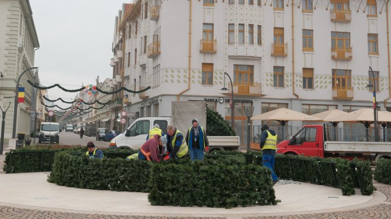 Ünnepi díszbe öltözik Nagyvárad központja