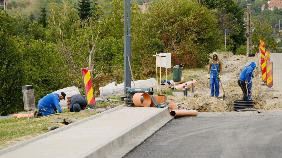 Kiépül az esővízelvezetés is